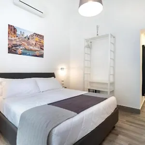 clementi-18-suites-rome.it-romehotels.com/